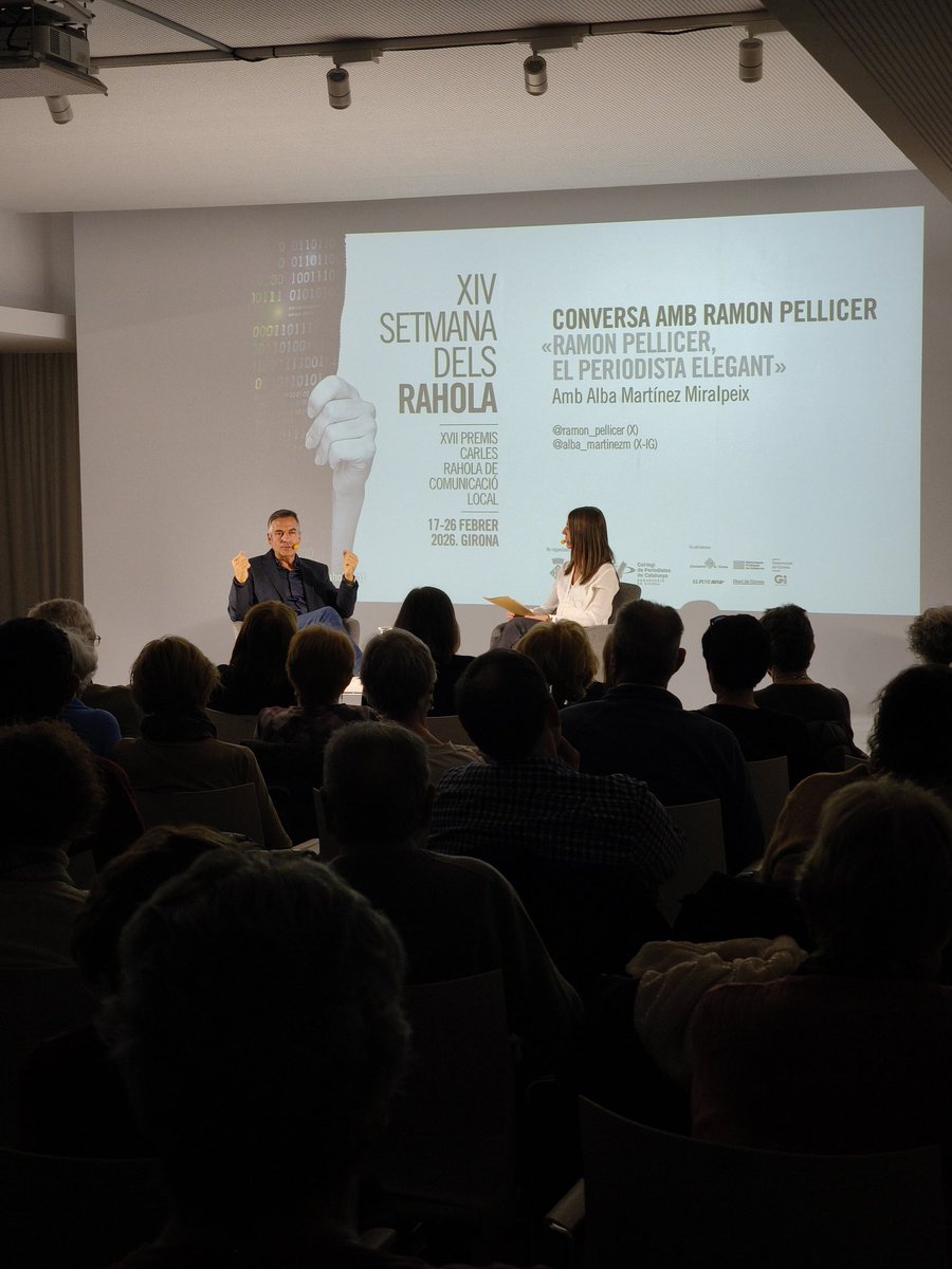 bprahola's tweet photo. 📰 Ara mateix, a la #BiblioRahola, quarta conversa de la #SetmanaDelsRahola
🎤 Alba Martínez conversa amb Ramon Pellicer, una de les veus més influents de Catalunya. Ens parla de la seva trajectòria i sobre el periodisme actual
#ComunicacioLocal #PremisRahola #Rahola26 #Girona https://t.co/hLMhTt8Sbi