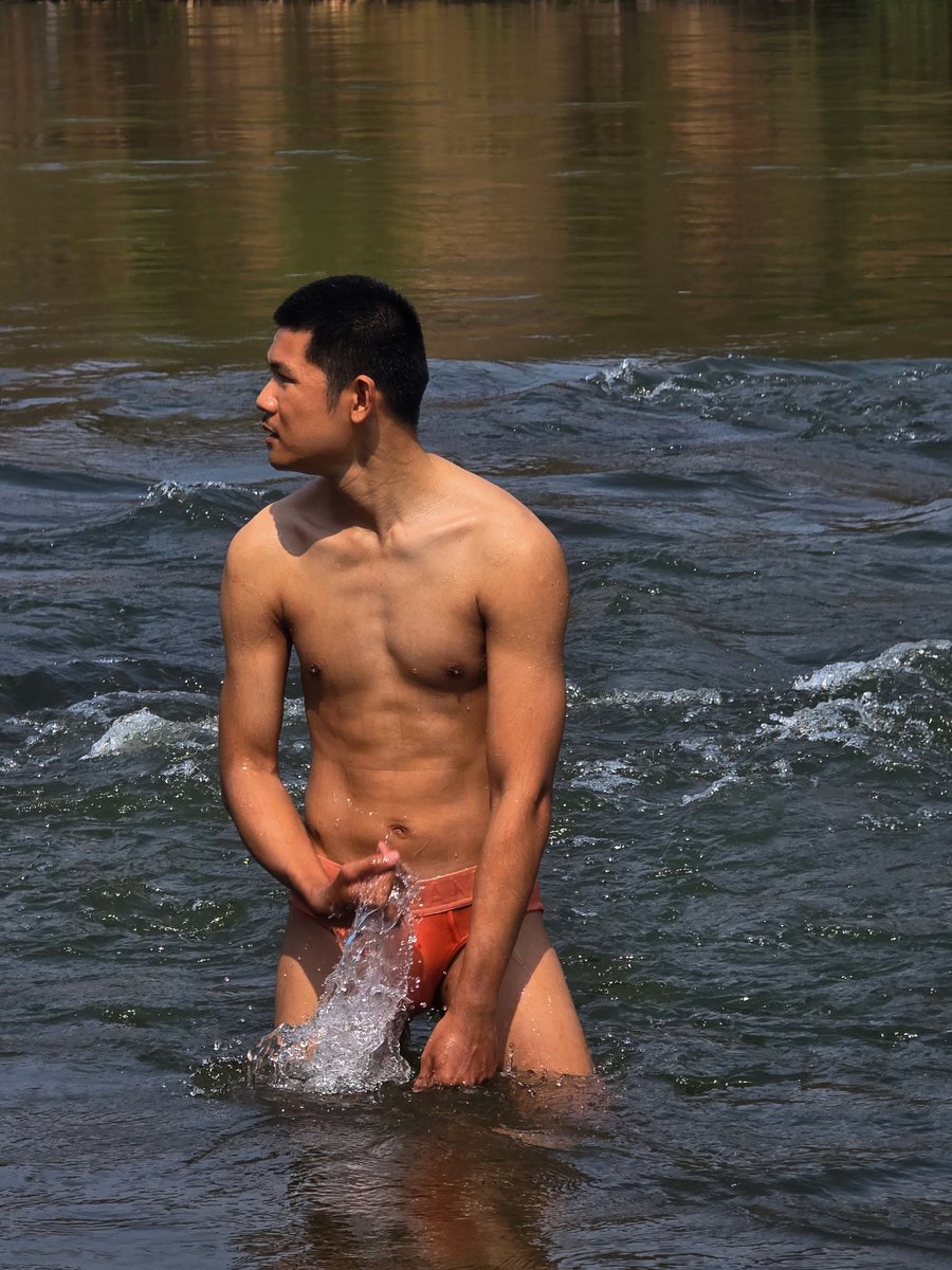 ford-1995 tweet media