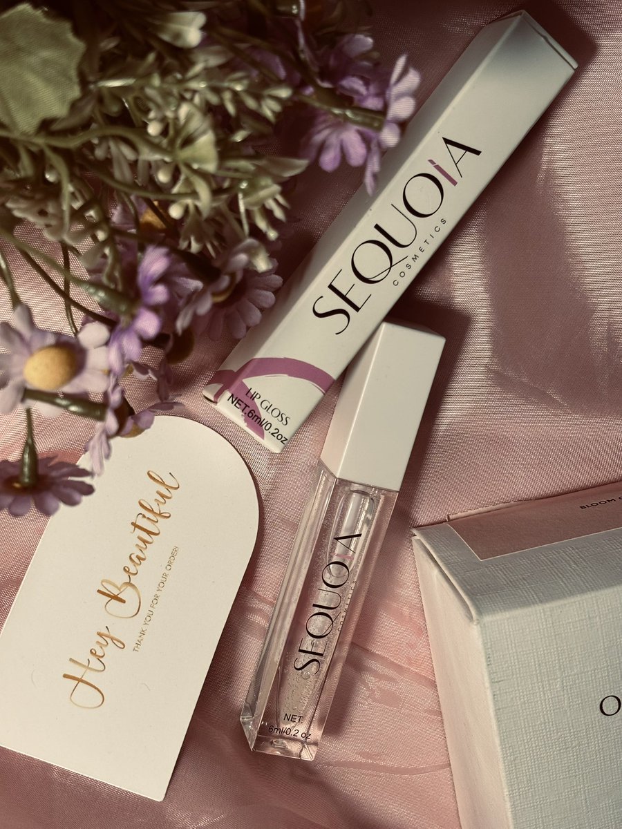 I have beautiful glosses available for sale guys ❤️
I’m just a DM away 💕