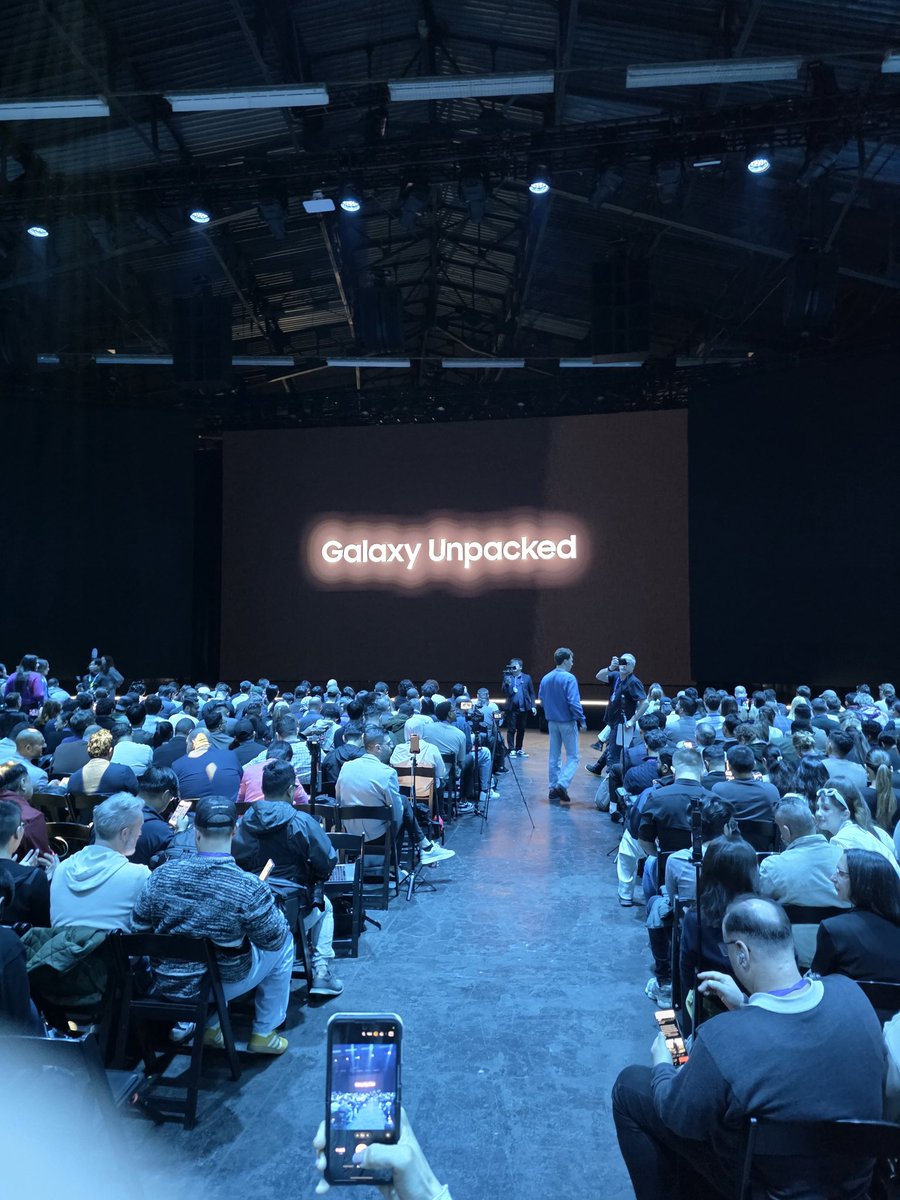 Dieter Bohn tweet media