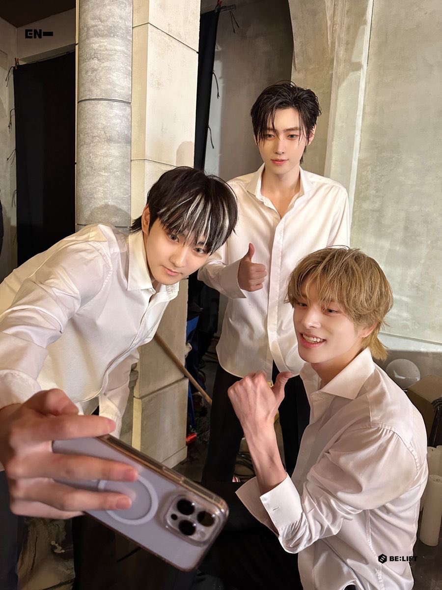 I love this pic so much 🥹