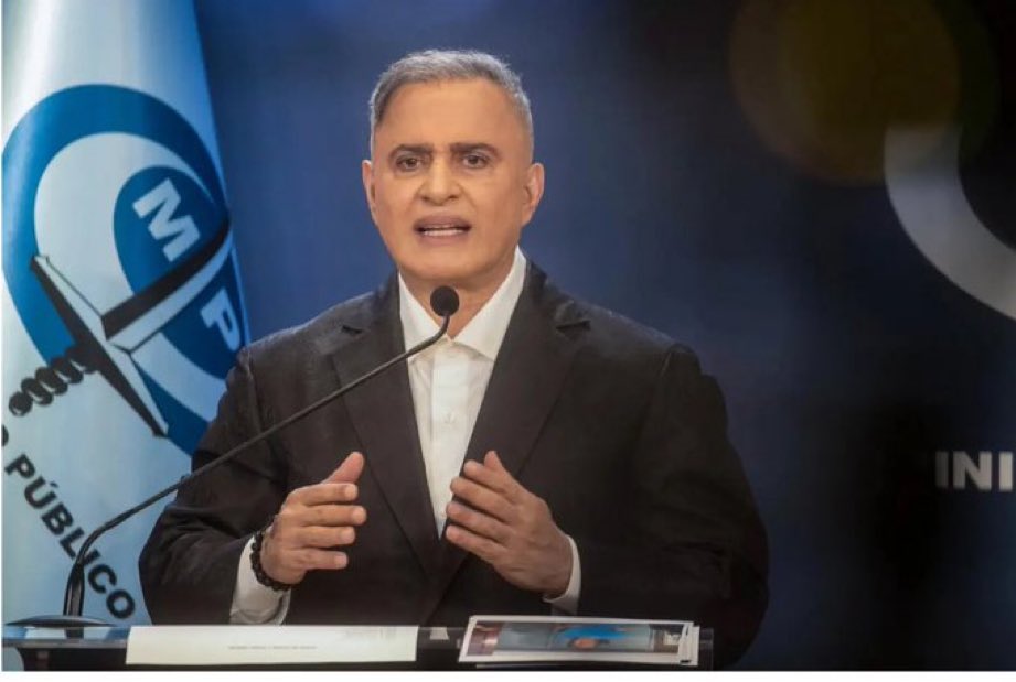 🇻🇪 | URGENTE: El fiscal general de Venezuela, Tarek William Saab, anuncia que renuncia a su cargo.