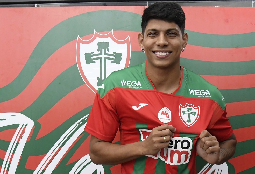 Androba (13/45) tweet media