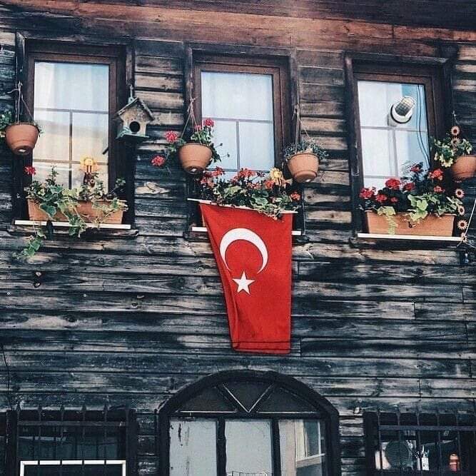 "Toprağa düşen her şehit bayrağa rengini verir..."🇹🇷🥀
#Şehit