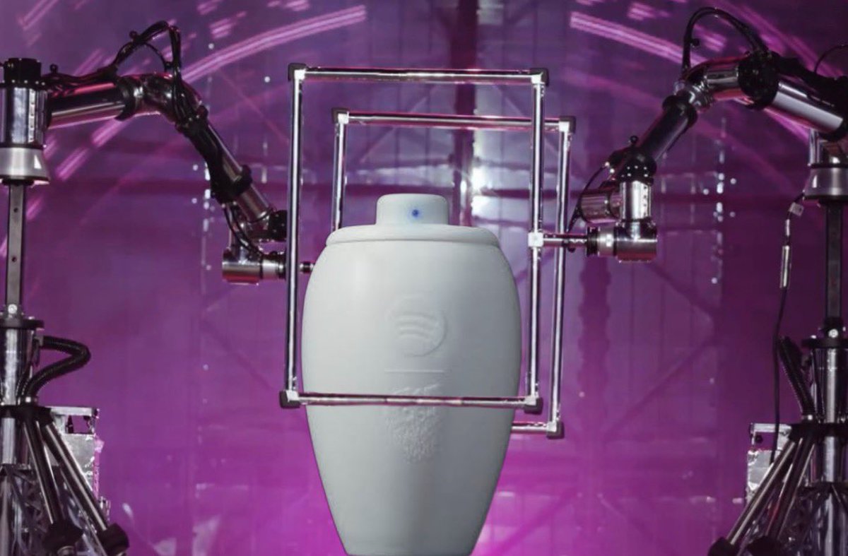 imagine being at my funeral and my urn just randomly goes…. “THIS A REMINDER”