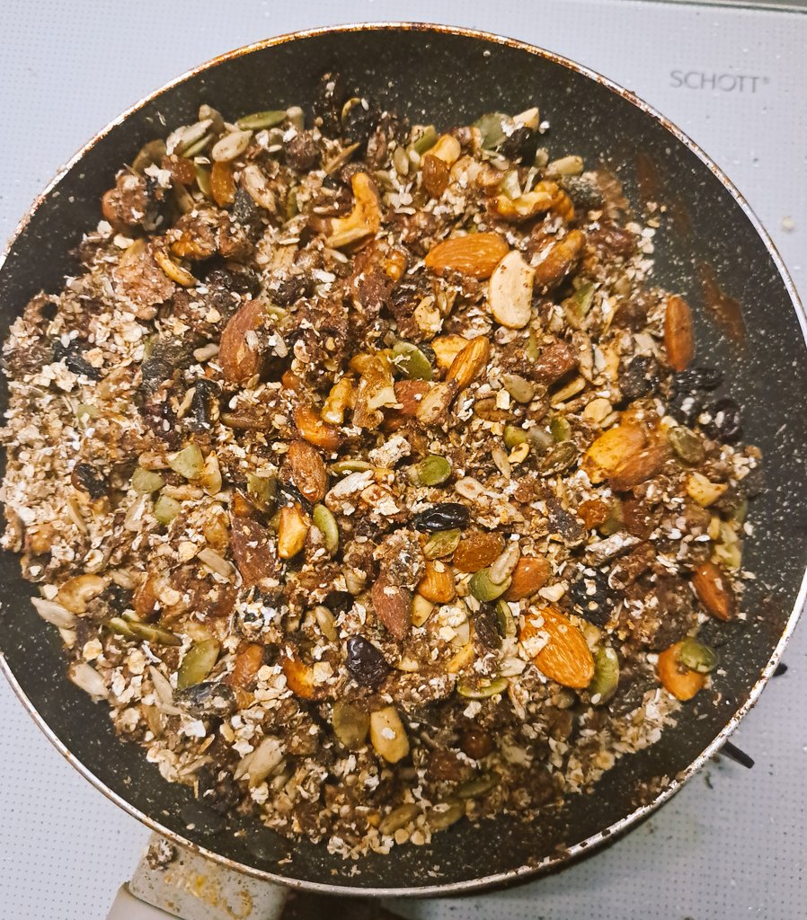 Homemade granola 💫
