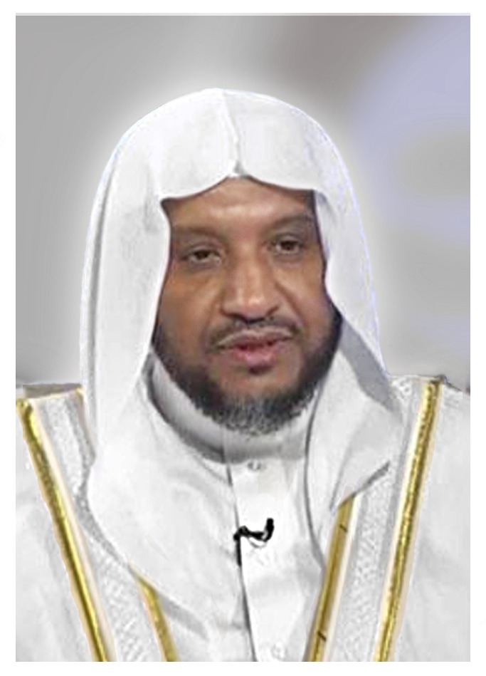 ALfalehaaa's tweet photo. #قراء_الرياض
للأستاذ الدكتور إبراهيم بن سعيد الدوسري -وفقه الله- أكثر من 40 عامًا في الإمامة والإقراء، فقد بدأ الإمامة عام 1403هـ 1983م ولا يزال .. وهو أستاذٌ في القراءات، ومُحكِّم في العديد من المسابقات القرآنية المحلية، والعربية، والدولية، وعمل مستشارًا غير متفرغ في الأمانة العامة لمسابقة القرآن الكريم في وزارة الشؤون الإسلامية مدة 13 عامًا.
والشيخ أستاذ جامعي أشرف على العديد من الرسائل العلمية وناقشها، وهي زهاء مئة رسالة علمية، كما شارك في وضع مقررات دراسية في مرحلة التعليم العام، والجامعي، والدبلوم، والعالي.
عُيّن إمامًا وخطيبًا في جامع الأمير محمد بن عبد الله بن عبد الرحمن في حي العزيزية زهاء 30 عامًا، ثم انتقل إلى جامع والدة الأمير عبد العزيز بن فهد في حي الفلاح، وبقي فيه عشرة أعوام، وهو حاليًّا إمام جامع خادم الحرمين الشريفين الملك عبد الله بن عبد العزيز بحي الرحمانية بمدينة الرياض .
تلقّى الشيخ على عدد مِن المشايخ العلماء والقُرّاء، ومنهم: الشيخ أحمد عبد العزيز الزيات، والشيخ عبد الله بن عبد العزيز بن عقيل الحنبلي، والشيخ عبد العزيز إسماعيل، والشيخ أحمد أحمد مصطفى أبو حسن (رحمهم الله جميعًا)، والشيخ إبراهيم الأخضر (بارك الله في عمره وعِلْمه).
شارك عضوًا في عدد من المجالس العلمية والاستشارية، منها: عضو المجلس الأعلى للجمعيات الخيرية لتحفيظ القرآن الكريم بالمملكة، وعضو الجمعية الخيرية الإلكترونية العالمية لتحفيظ القرآن الكريم .. وله العديد مِن المؤلفات والبحوث في القراءات والتفسير وعلوم القرآن تزيد على عشرين مؤلَّفًا .. وشارك ببحوثٍ وأوراق عمل في عدد كثير من الندوات والمؤتمرات العلمية.
للشيخ -وفقه الله- صوت فخم، وقراءة مجوّدة متأنّية خاشعة .. وبرفقه مقطع لتلاوته.