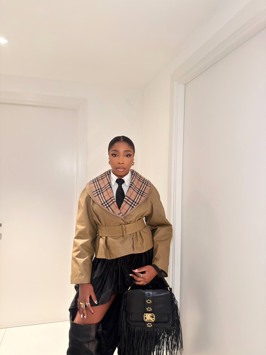 NissiNation's tweet image. London nights, Burberry winter 2026. 
#londonfashionweek