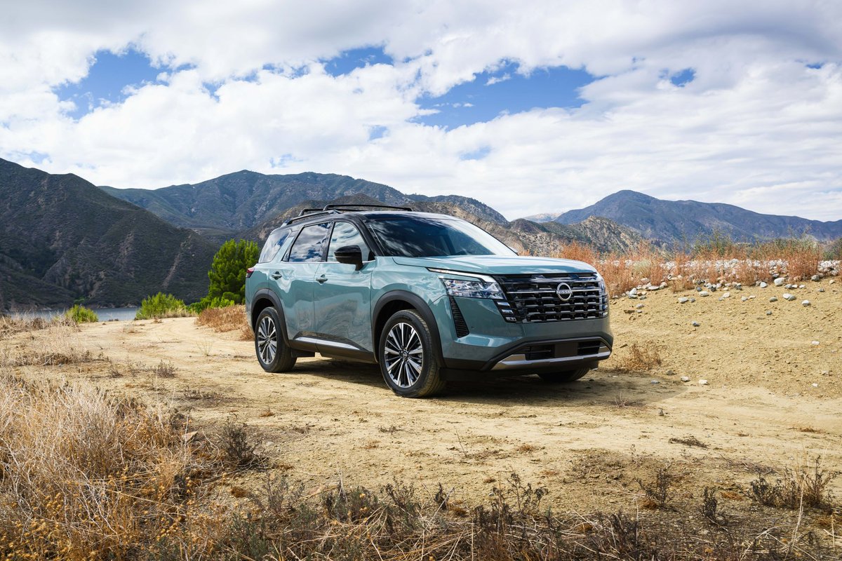 cole_marzen's tweet image. The current-generation Nissan Pathfinder will reportedly soldier on alongside an all-new, body-on-frame variant later this decade. In addition, the latter is expected to carry a higher price tag and feature standard V6 power. #Nissan #Pathfinder #CUVs #crossovers