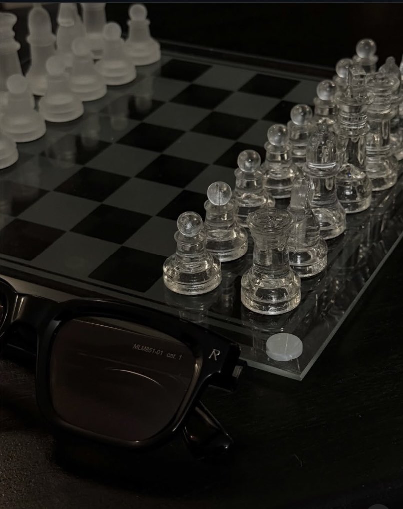 roykeily's tweet photo. LIFE IS A GAME
LEARN THE RULES

You have two choices:

learn the rules and start playing, or ignore the game and become a victim.

It is a harsh reality we live in, the game cannot be avoided.

You may be wondering what is this game, it is the game of masculine excellence &amp; power https://t.co/p7LfYshUmx