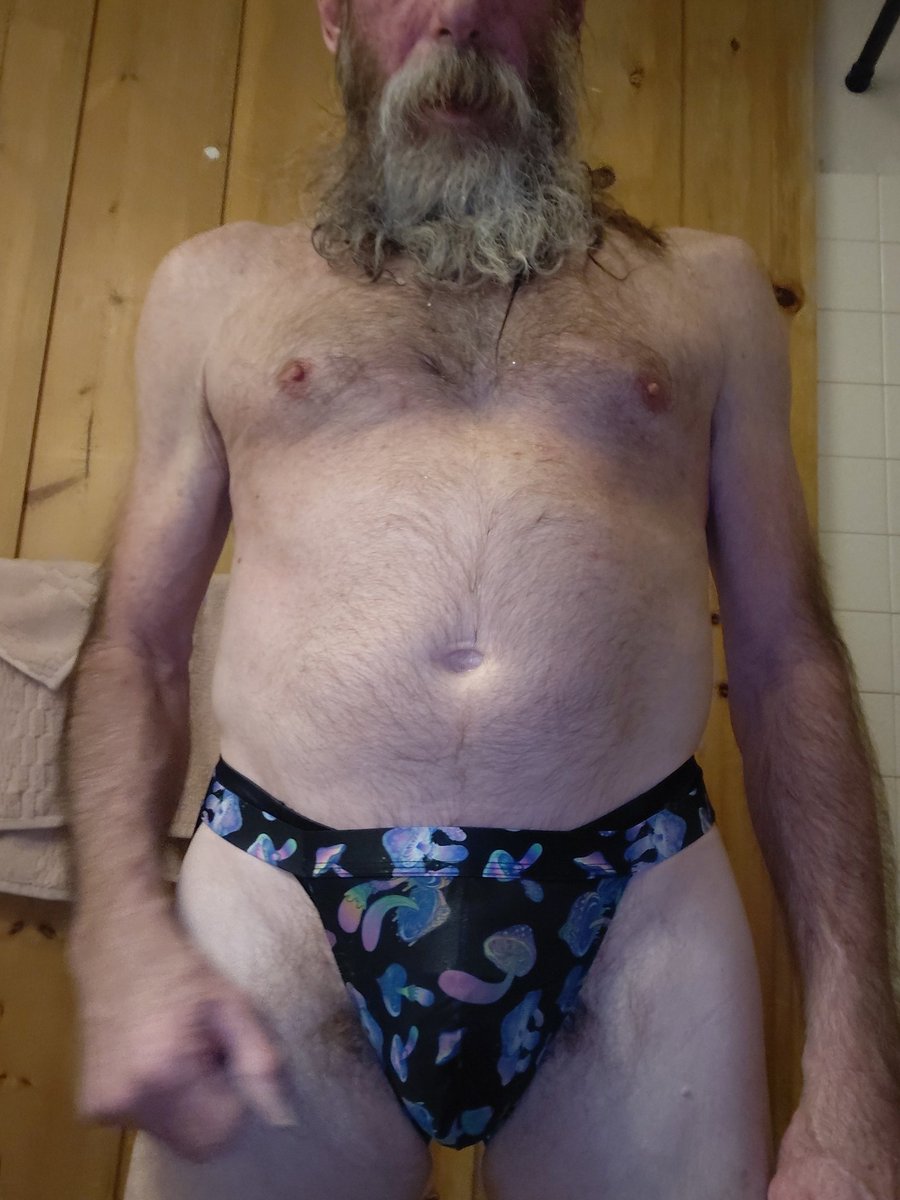 Spring69Paul's tweet photo. @mmeowxp This hairy enough to get your motor running? https://t.co/Va5bsChsnA