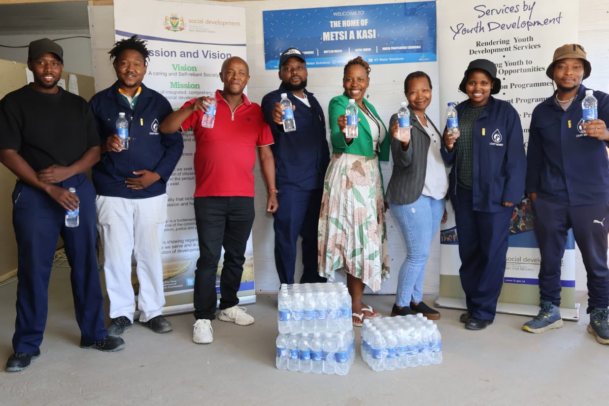 SocdevFs's tweet photo. YOUTH COOPERATIVE VISIT IN CLOCOLAN.

The cooperative, New Tech Water Solutions Closed Cooperative (Metsi A Kasi), is a youth-oriented organization that specializes in producing purified water. The Department has played a significant role in supporting the organization's growth. https://t.co/2WaxBouL4Y