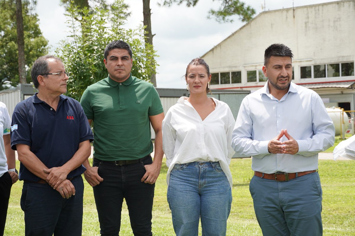 SebaSalazarbv's tweet photo. Impulsamos una agenda clara: que producir y cuidar el ambiente vayan de la mano.
La planta de ABB en Bella Vista obtuvo la certificación global “Mission to Zero”.
Más empleo, más producción y mejores estándares ambientales. Ese es el rumbo. 🌱🏭 https://t.co/ngHvTTL6Tn