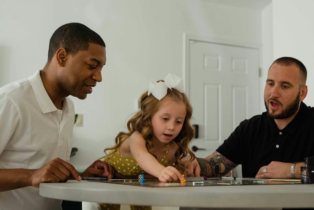 PoeCenter tweet media