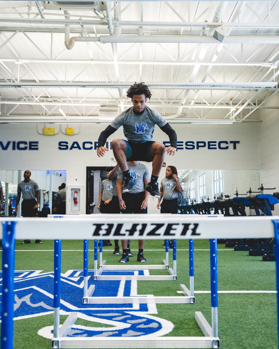 Memphis Football tweet media