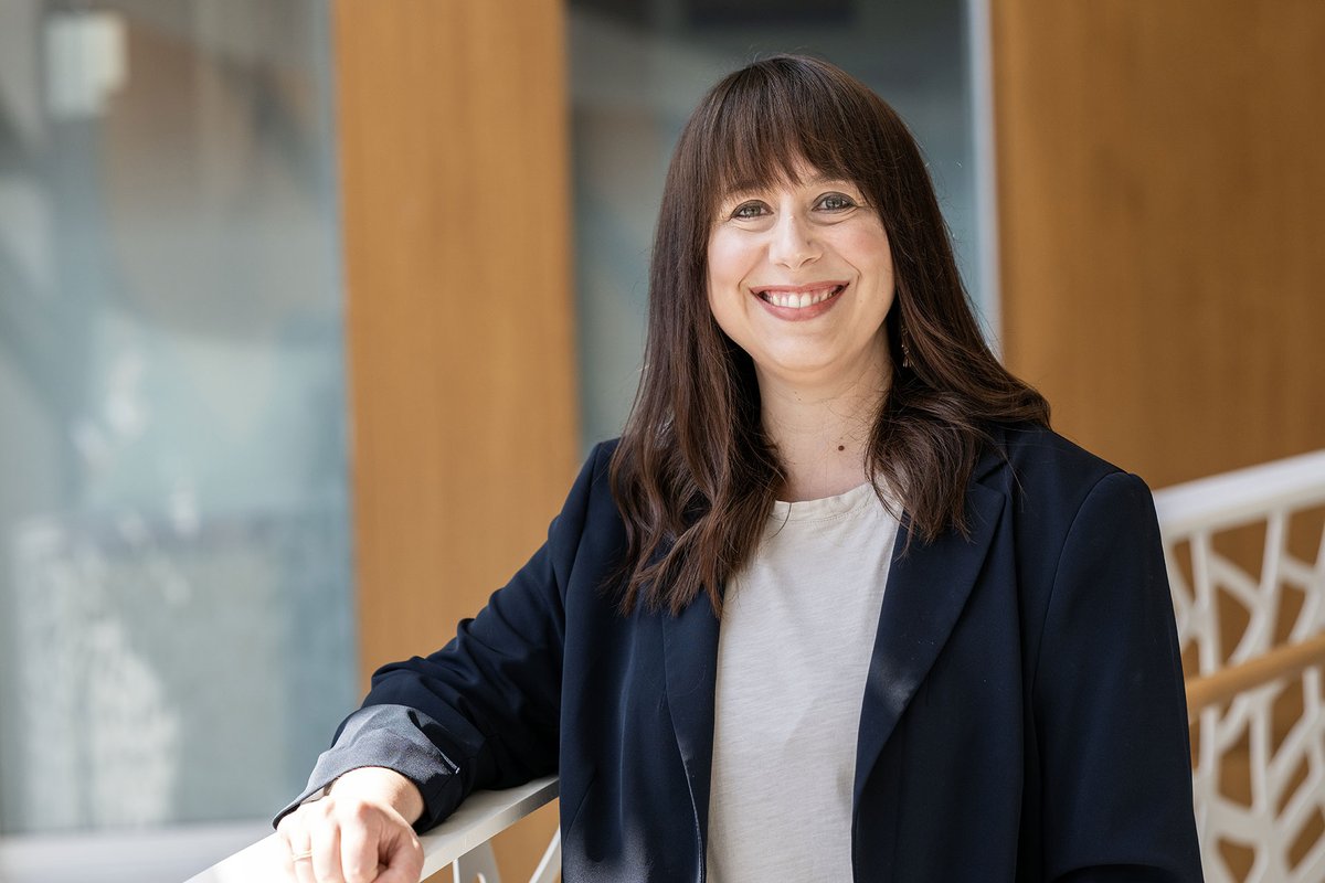 osunursing's tweet photo. Maternal health needs breakthroughs.

Ohio State nurse scientist Shannon Gillespie developed a new blood test to help predict preterm birth risk — bringing research and entrepreneurship together to protect moms and babies.

🎧 Listen to the podcast here https://t.co/OQd4zT1c73 https://t.co/gWbwupftLY