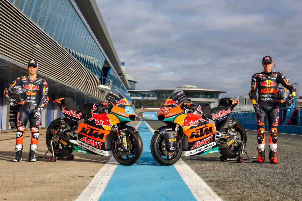 RedBull_KTM_Ajo's tweet image. Veijer and Rueda to get new season underway in Thailand

🔗 bit.ly/4ry2TIT

 | #Moto2 | #Preview | #ThaiGP🇹🇭 | #GivesYouWings | #ReadyToRace | #MotoGP | #AjoFamily |