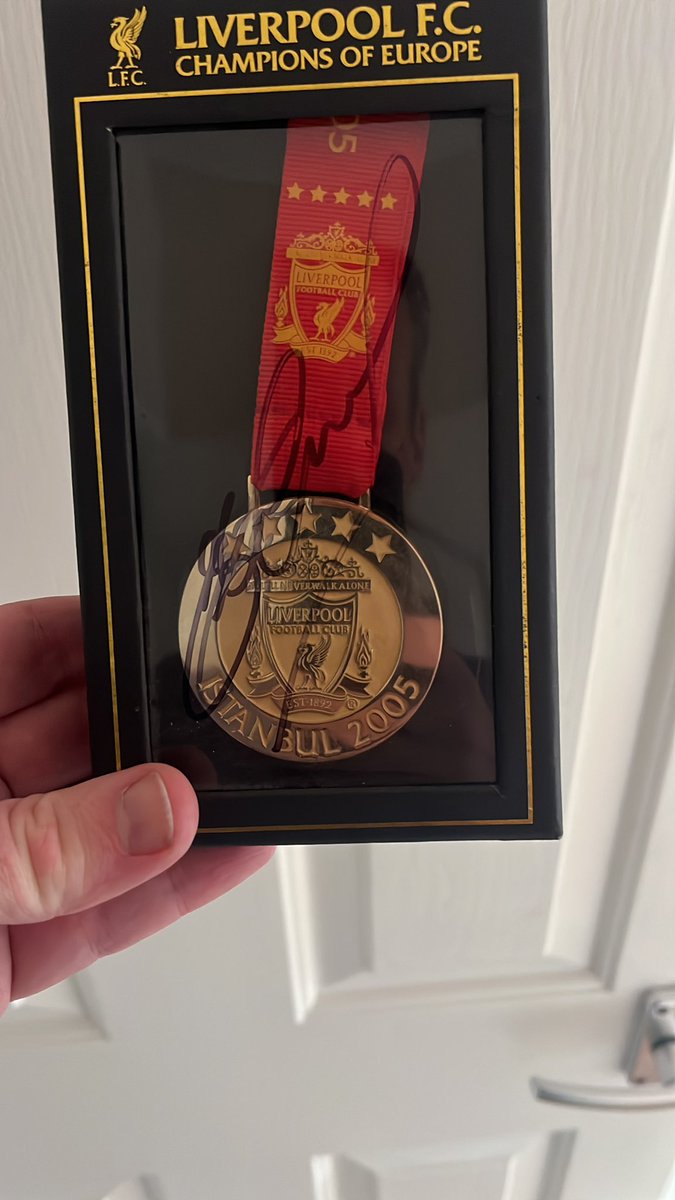 Met the one and only Stevie G today!! 

Bottled a selfie (don’t ask) he signed my 05 medal though.