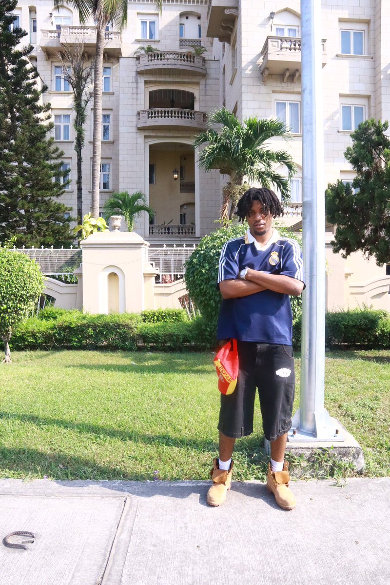 i’ll be sharing a piece of my heart with you tonight. ‘Make I Know’ is more than a song. it’s a true love story wrapped in the struggle of wanting clarity, caught between holding on and letting go. get ready to feel every emotion, because sometimes love demands the truth before