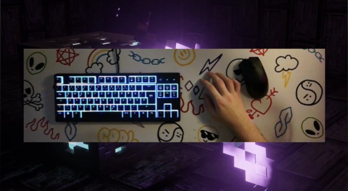 Xevoticz's tweet photo. Bin Live
https://t.co/t4RXN5M0aP https://t.co/64GNqDYRBf