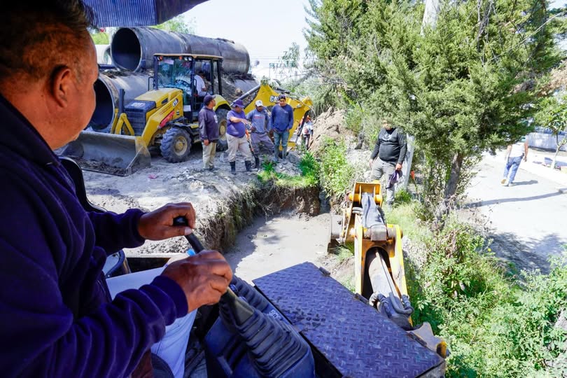 “Recuperamos más de medio millón de litros de #agua que antes se perdían”: Daniel Serrano Palacios
reflexion24informativo.com.mx/cuautitlan-izc…
#reflexion24informativo #Edomex #Infraestructura #CuautitlanIzcalli #recuperacion #caem #Poblacion