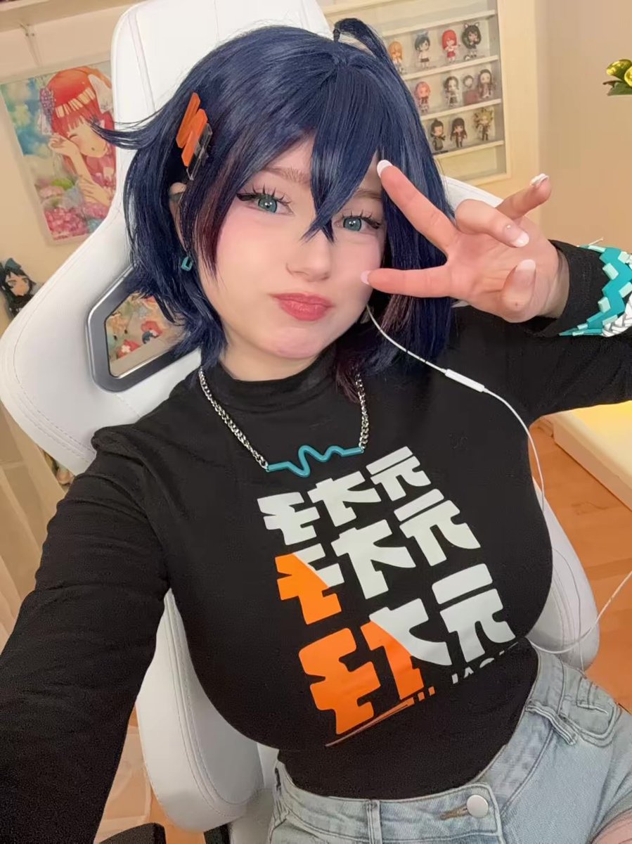 Mina 🪷 twitch.tv/upminaa tweet media