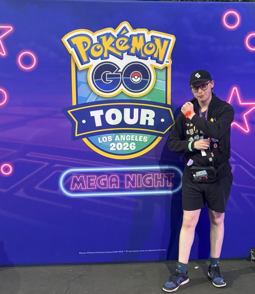 conorrboris122's tweet photo. QRT with yourself &amp; your fav #Pokemon30 logo 💙 https://t.co/1uw4Eg8QBW