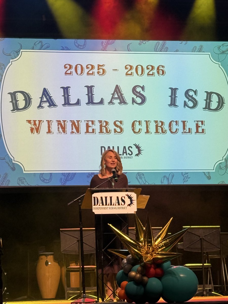 JROD_1012's tweet photo. Had a great time celebrating @lidahooehawks 25-26 Teacher of the Year and Teacher of Promise @dallasschools Winners Circle last night. https://t.co/5erpxXe0fk