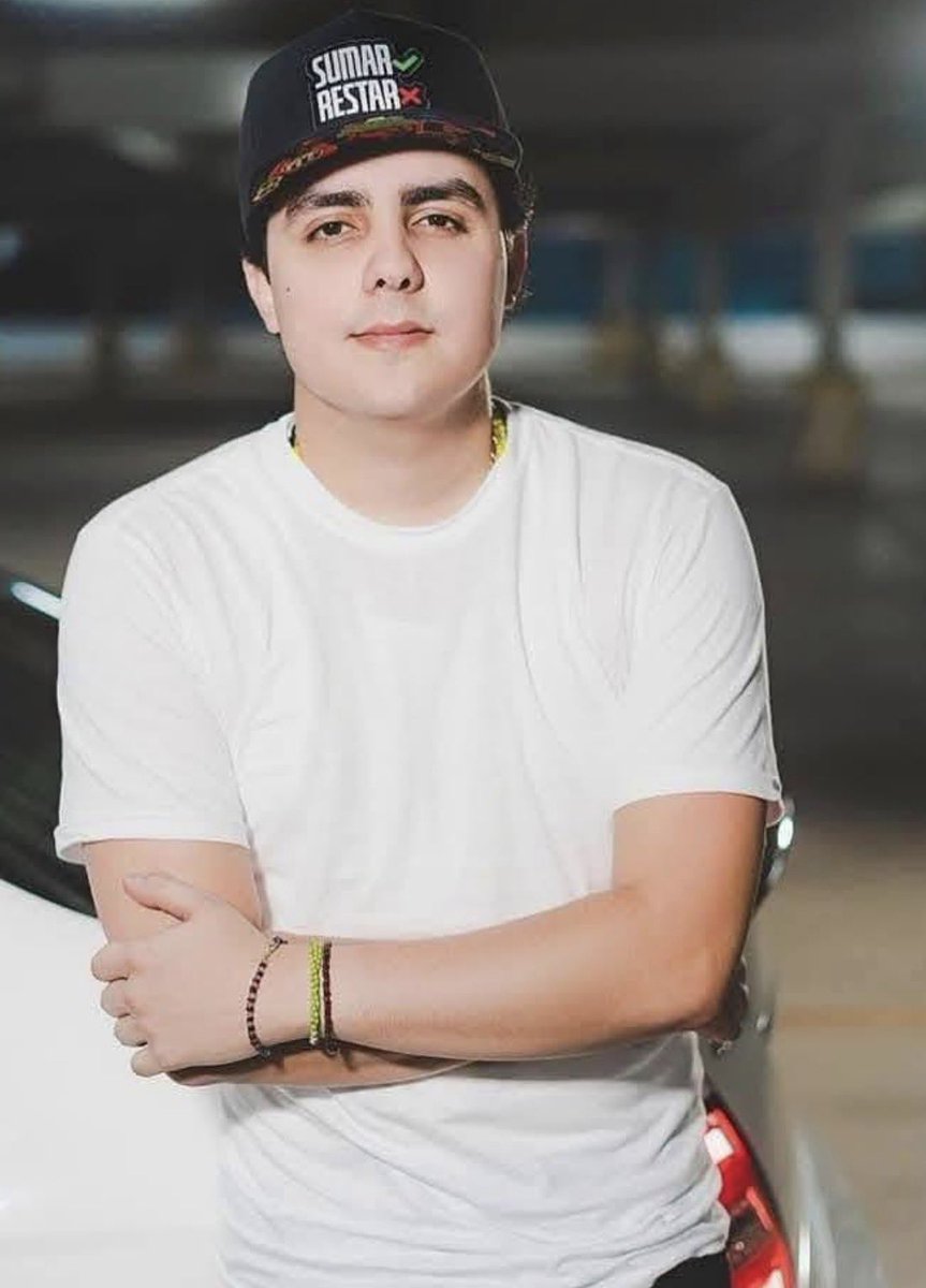 off 𝓶𝓮𝓷𝓭𝓲𝓪𝓫𝓵𝓸 tweet media