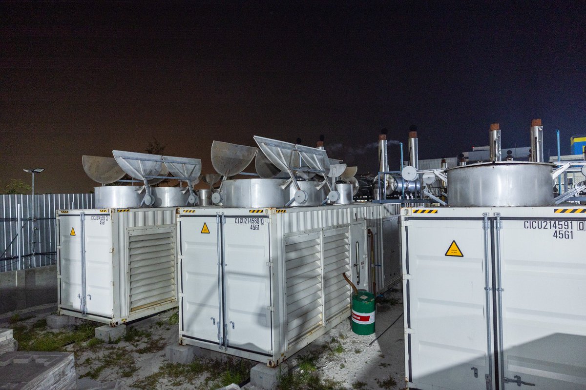 މި ކުންފުނި ވަގުތީގޮތުން ހިންގެވުމާއި ޙަވާލުވެވަޑައިގެން ހުންނެވި  ޑެޕިއުޓީ މެނޭޖިންގ ޑިރެކްޓަރ، ޑރ. ޢަލީ އަޒްވަރު މިރޭ ވަނީ ހުޅުމާލެ ސްޓެލްކޯ އެނެކްސް 2އަށް ވަޑައިގެން މި އަހަރުގެ ރޯދަމަހުގެ ޕީކް ހޭންޑްލިންގއަށް ކުރެވެމުންދާ މަސައްކަތްތައް ބައްލަވާލައްވާފަ. މި އަހަރުގެ