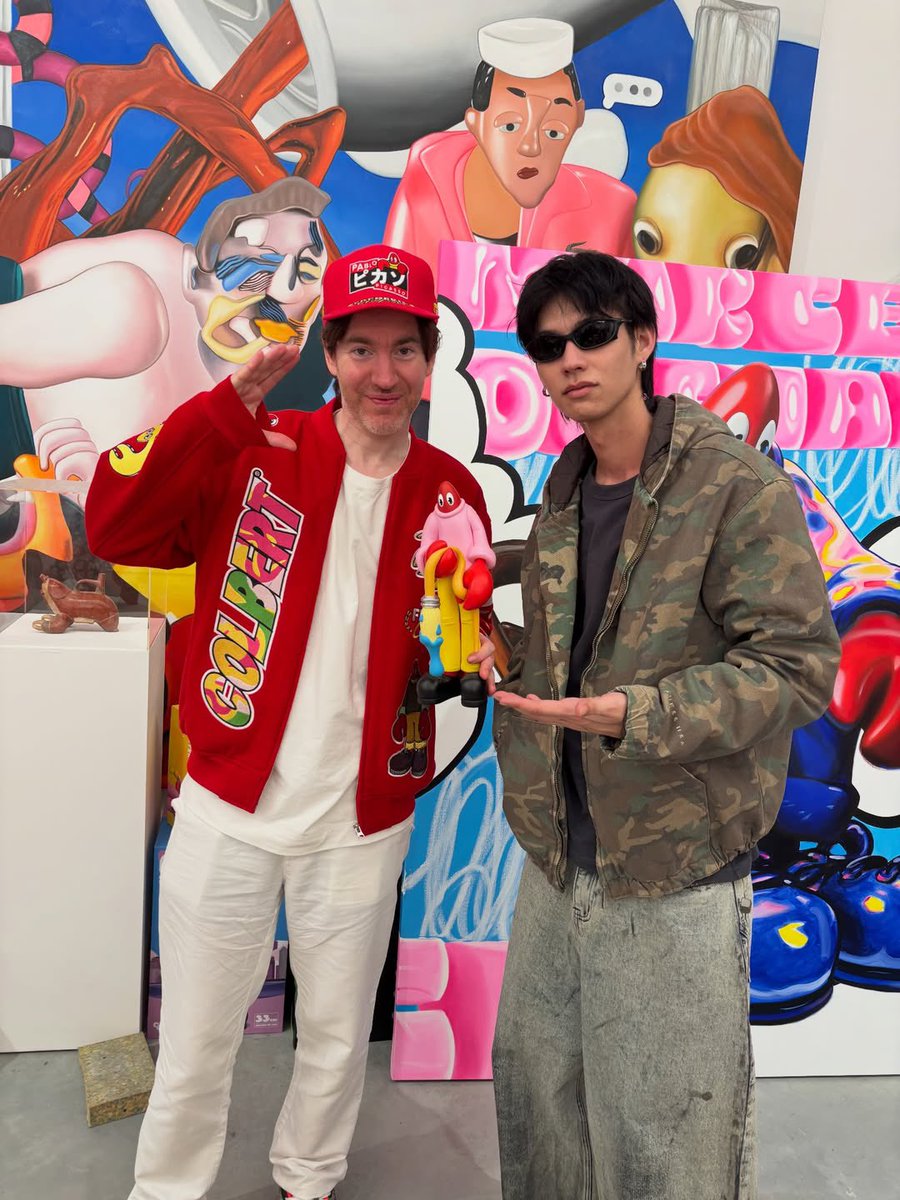 คุณ Philip Colbert ศิลปินป๊อปอาร์ตชื่อดังระดับโลก ผู้สร้างสรรค์คาแรกเตอร์ "ล็อบสเตอร์"🦞✨

Bright Vachirawit
#bbrightvc