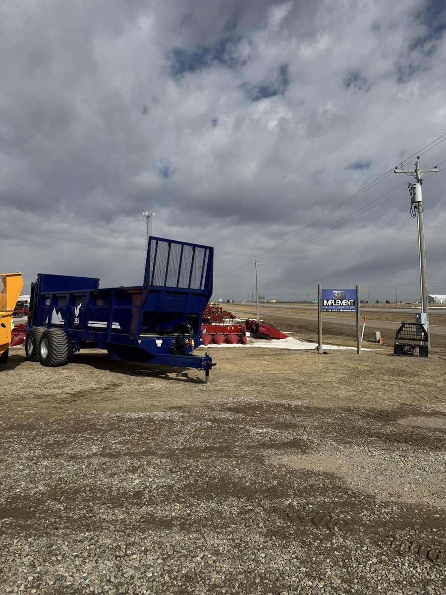 3B-Implement tweet media