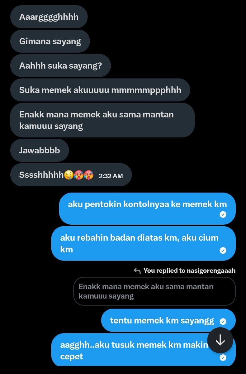 JulsMeks's tweet photo. Cwe sange yg blm tidur mau memeknya dikokop brutal smp muncrat, digenjot smp kelojotan dm yum beb atau tele https://t.co/BpBnB0CnvQ https://t.co/0h5iRWYHxN