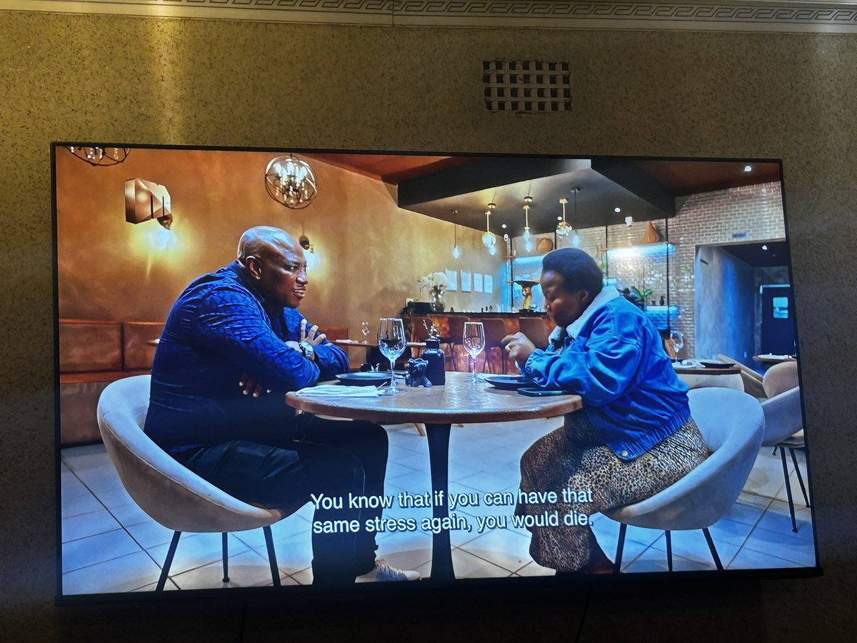 Two mentally challenged people 🤣🤣🤣
#UthandoNesthembu