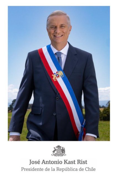 aoviedoc's tweet photo. Al fin un Presidente de verdad 🇨🇱 #KastPresidente https://t.co/aQLimY3GqL