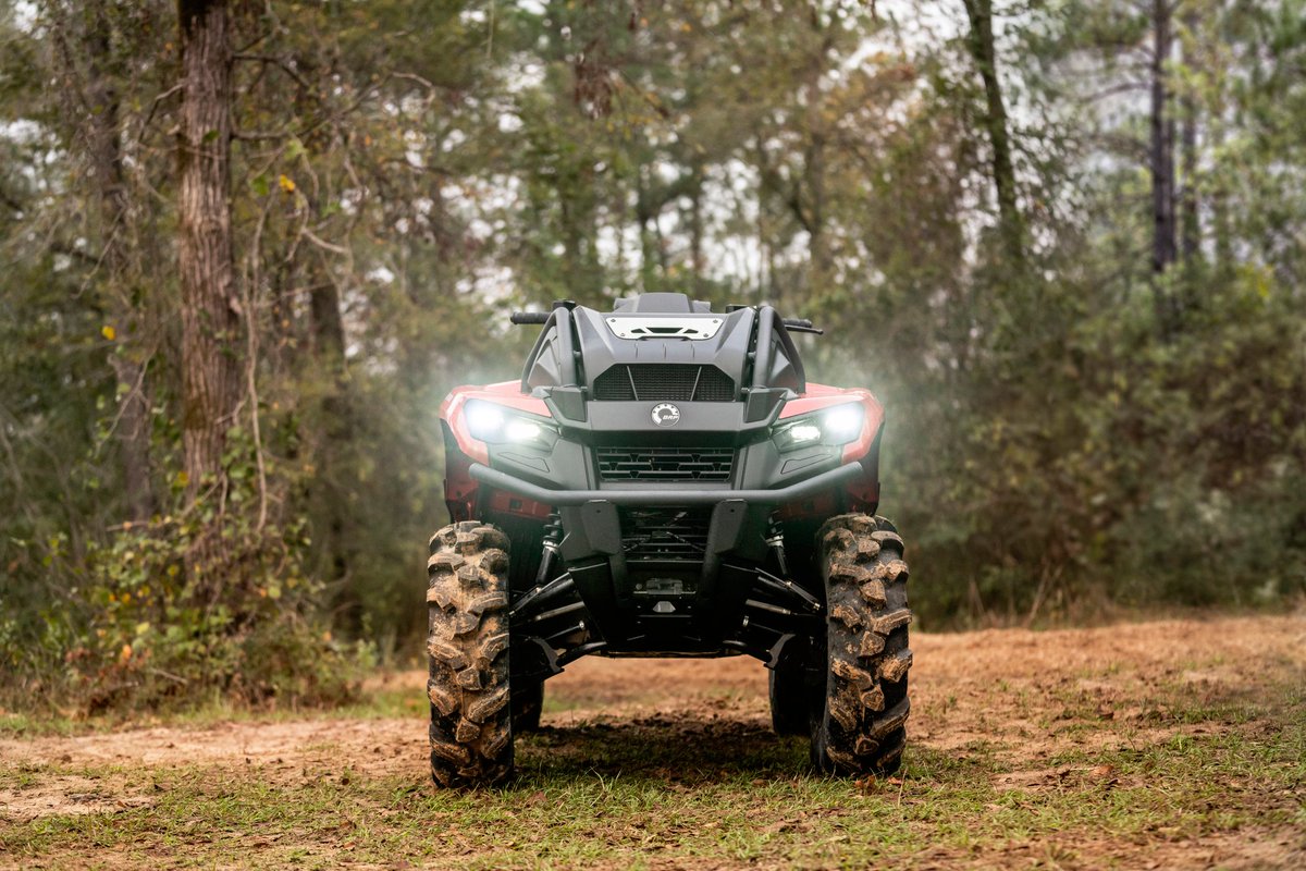 Revista_Moto's tweet image. #CanAm #Outlander, el #ATV que te esta esperando para tu proxima aventura outdoor. Descúbrelo en Concesionario #Motomar. Visita las sedes en Lázaro Cárdenas 2337, Col FFCC, y Av. López Mateos Sur 709, San Agustín. motomar.com.mx
#RevistaMoto #MotomarRM26
