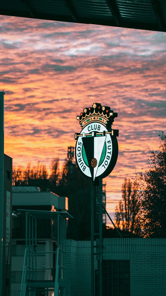 Burgos_CF's tweet photo. 𝗕𝗨𝗥𝗚𝗢𝗦 🛡️

#BurgosCF https://t.co/ieBWv8yw5U