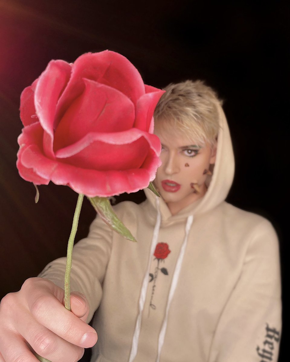 Stef_Stars's tweet image. 🥀 𝒞𝒶𝓊𝓈𝑒 𝓎𝑜𝓊 𝒶𝓃𝒹 𝐼, 𝓌𝑒 𝓌𝑒𝓇𝑒 𝒷𝑜𝓇𝓃 𝓉𝑜 𝒹𝒾𝑒… ✍🏻 ༝  

#mua #stefstars #specialeffectsmakeup