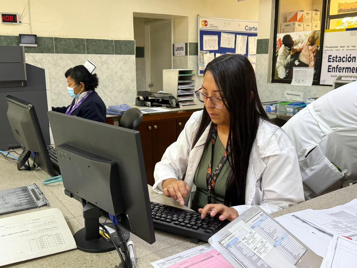 HospAdultoMayor's tweet photo. Presentamos a la Dra. Johanna Batallas, Médico General de hospitalización. Su vocación y calidez humana se reflejan en cada turno y paciente atendido. Su labor es clave para la continuidad, seguridad y calidad de la atención. En el #HAIAM valoramos su compromiso y entrega. https://t.co/qkd8ysmwLk