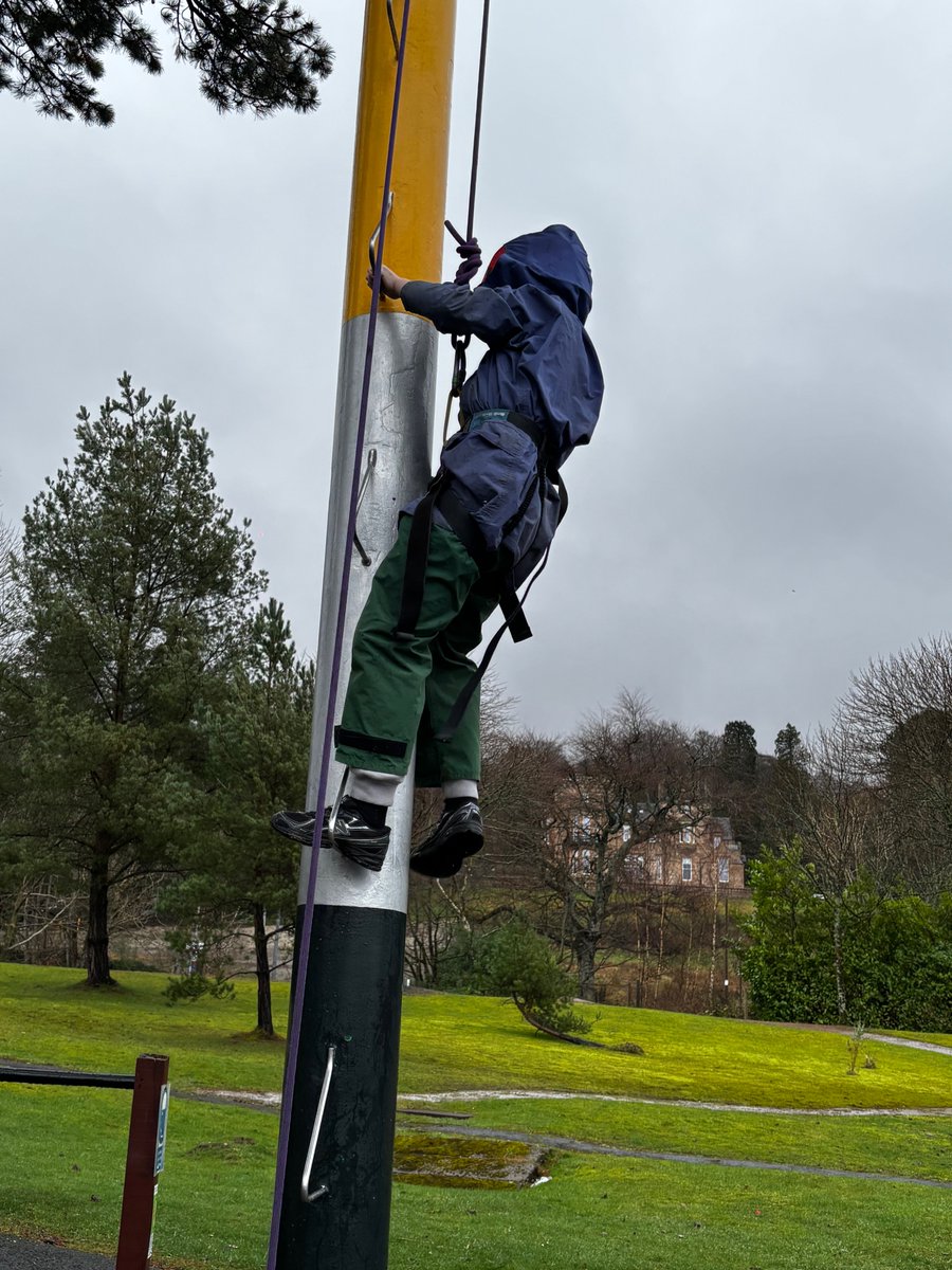 Caldercuilt Primary School & Nursery Class tweet media