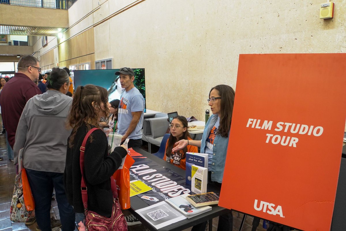 UTSA College of Liberal and Fine Arts tweet media