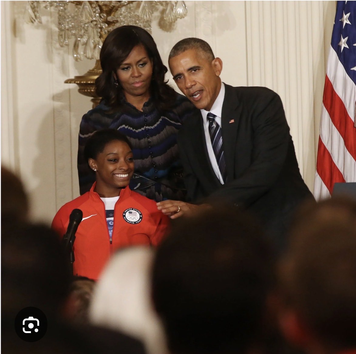 Laura McDermott tweet media