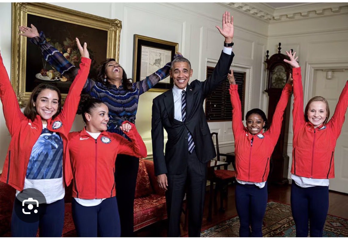 Laura McDermott tweet media