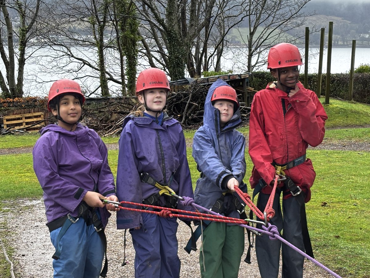 Caldercuilt Primary School & Nursery Class tweet media