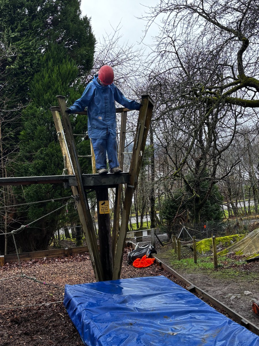 Caldercuilt Primary School & Nursery Class tweet media