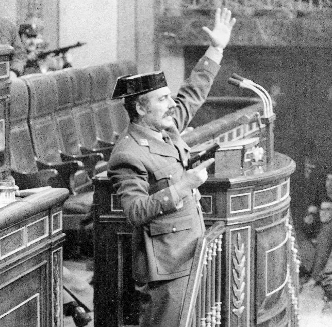 🇪🇸 Muere a los 93 años Antonio Tejero, el teniente coronel que protagonizó el golpe de Estado del 23-F. Un hombre de honor. DEP