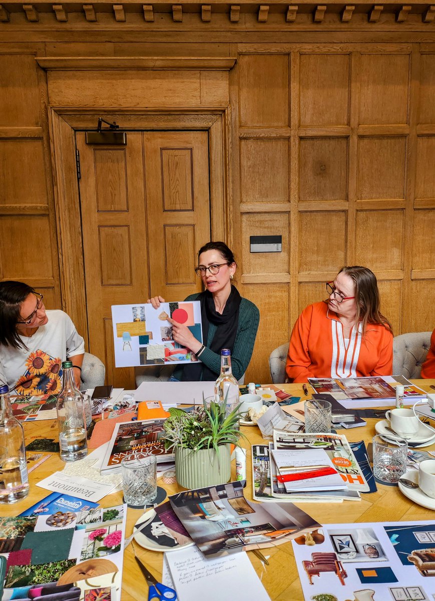 Aleksandra J. Hannah tweet media