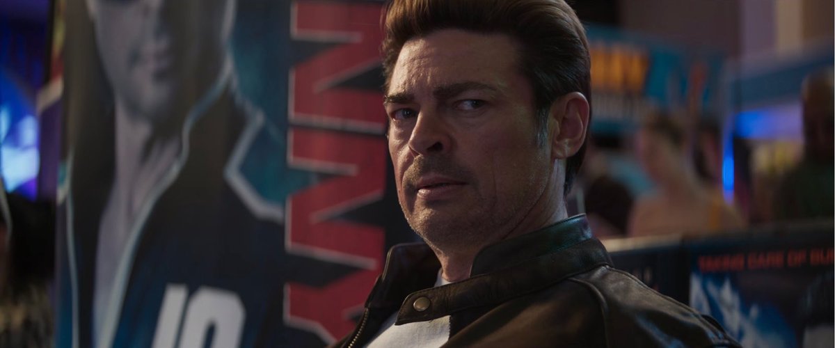 screenspot's tweet image. New look at Karl Urban as Johnny Cage in ‘MORTAL KOMBAT 2.’