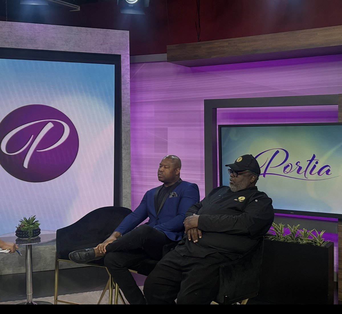 bmh1973's tweet image. Now #currentsituation on this #WinningWednesday …… Booked Elevation Kitchen &amp;amp; Cocktails on @portiatvshow .  #behindthescenes  #restaurant