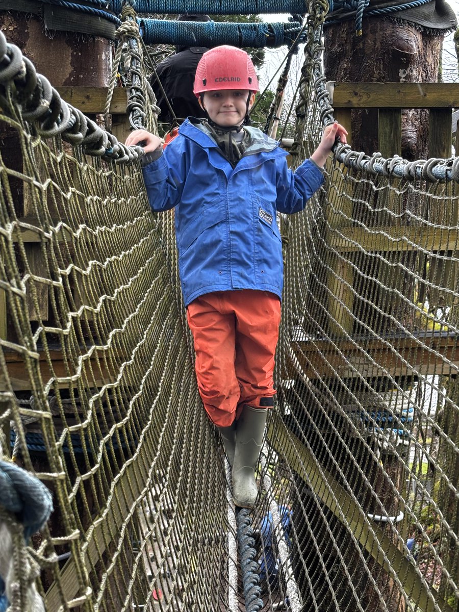 Caldercuilt Primary School & Nursery Class tweet media